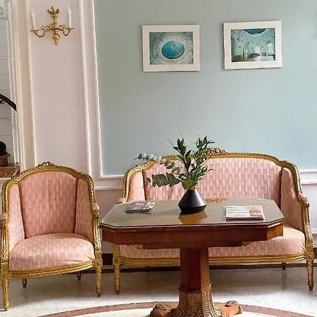 Alojamento de Acomodação e Pequeno-almoço Butikowy Palac Jabłonna
