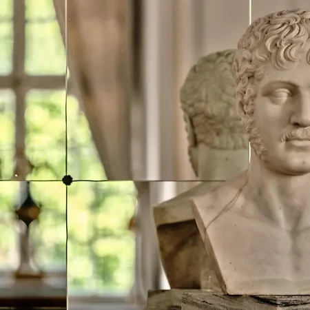 ベッド・アンド・ブレックファスト Butikowy Palac ヤブウォンナ