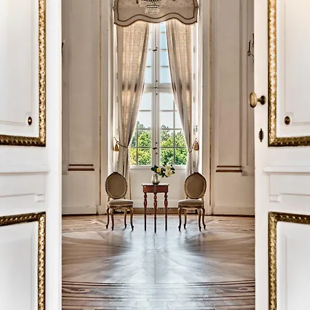 Butikowy Palac 3* ヤブウォンナ