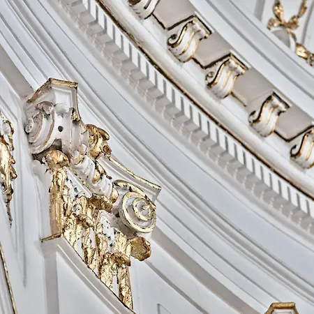 Butikowy Palac Jabłonna