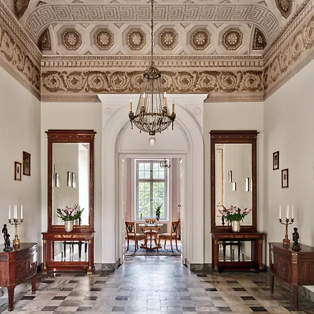 Butikowy Palac ヤブウォンナ