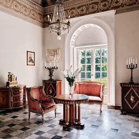 ベッド・アンド・ブレックファスト Butikowy Palac