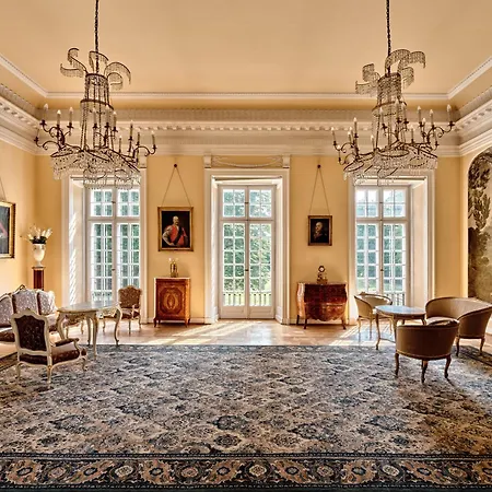 Butikowy Palac 3*