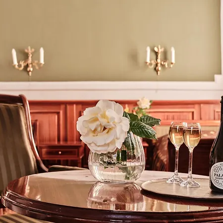 Butikowy Palac Bed and breakfast