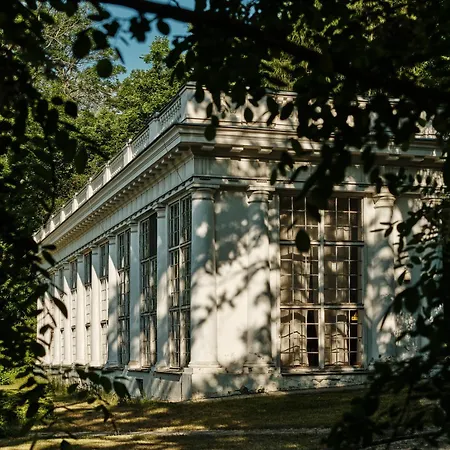 Butikowy Palac ヤブウォンナ