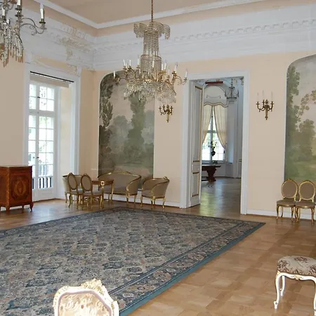 Alojamento de Acomodação e Pequeno-almoço Butikowy Palac Jabłonna