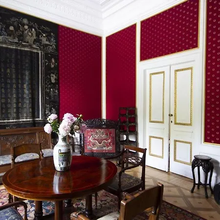 ベッド・アンド・ブレックファスト Butikowy Palac