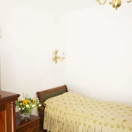 Butikowy Palac Jabłonna