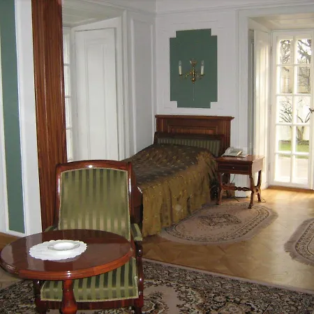Butikowy Palac Jabłonna