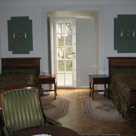Alojamento de Acomodação e Pequeno-almoço Butikowy Palac Jabłonna