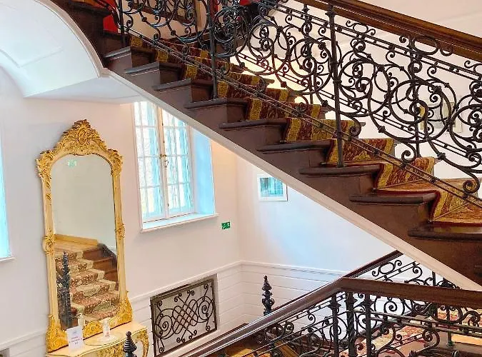 Butikowy Palac Bed & Breakfast 3*