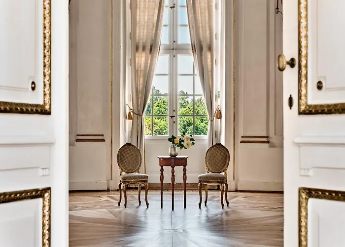 Butikowy Palac 3* Jablonna (Legionowo)