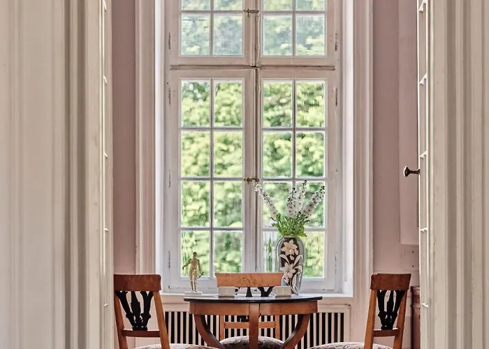 Bed & Breakfast Butikowy Palac