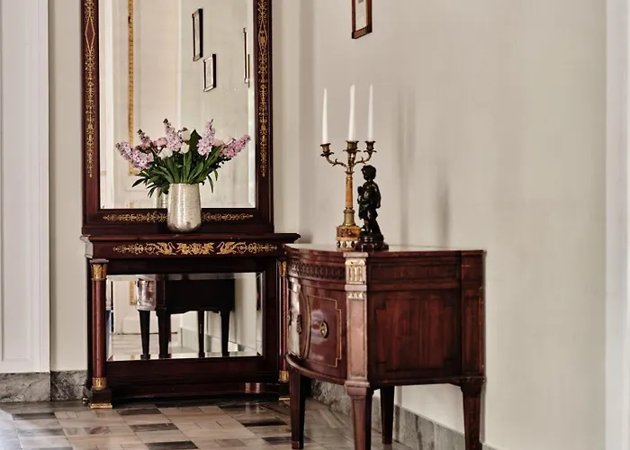 Butikowy Palac Bed & Breakfast