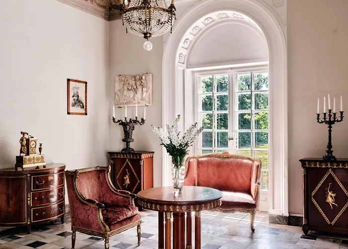 Bed & Breakfast Butikowy Palac