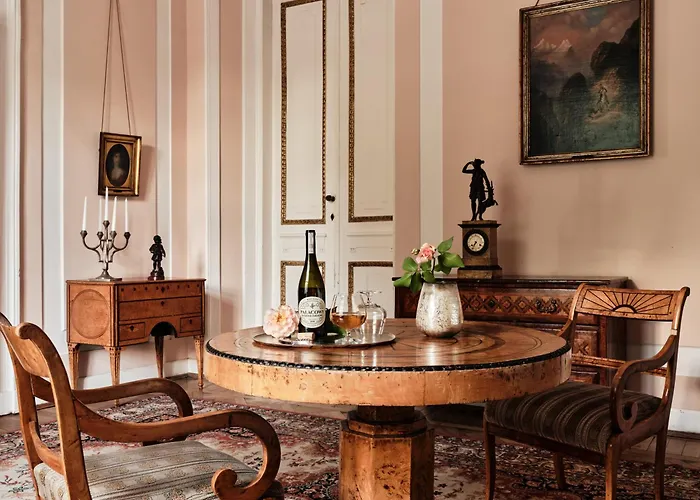 Butikowy Palac Bed & Breakfast 3*