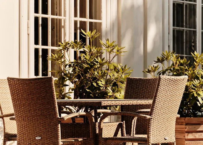 Butikowy Palac Bed & Breakfast 3*