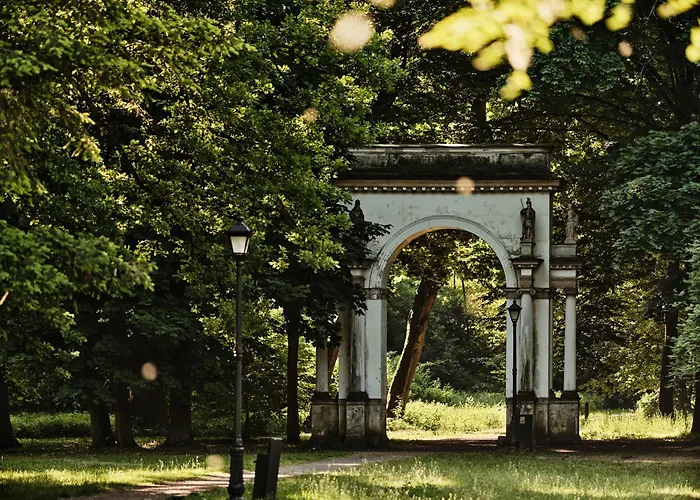 Bed & Breakfast Butikowy Palac