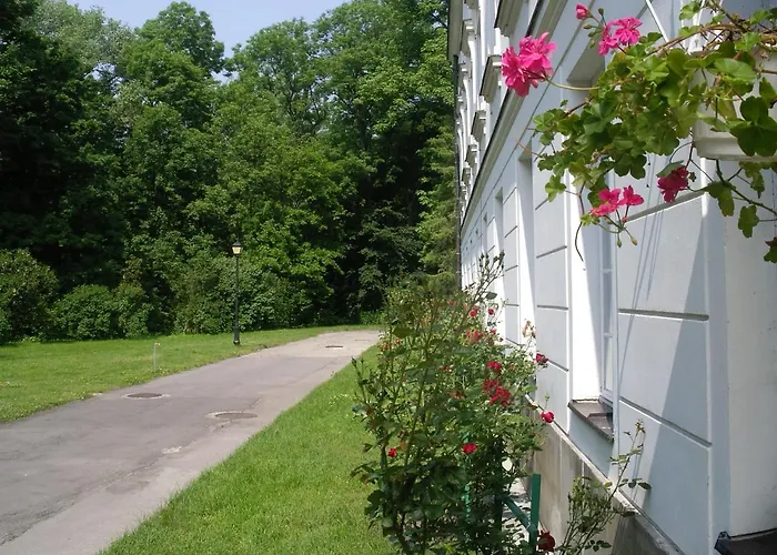 Butikowy Palac Bed & Breakfast